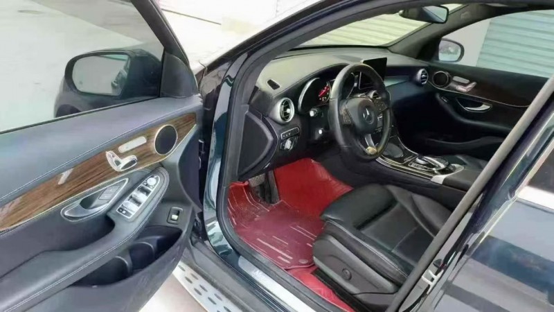 济宁19年奔驰GLC4