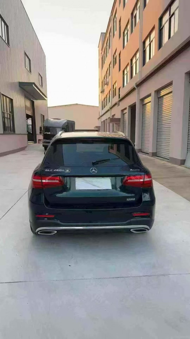 济宁19年奔驰GLC9