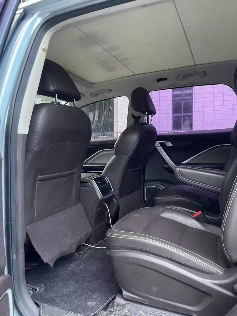 广州21年吉利嘉际4