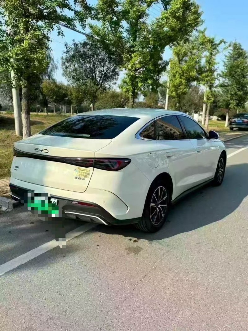 淮南25年比亚迪海豹8