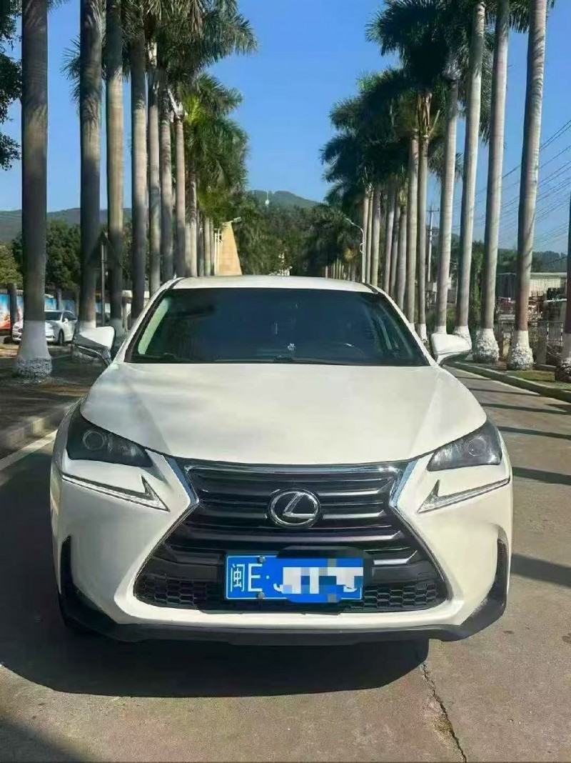 泉州16年雷克萨斯NX1