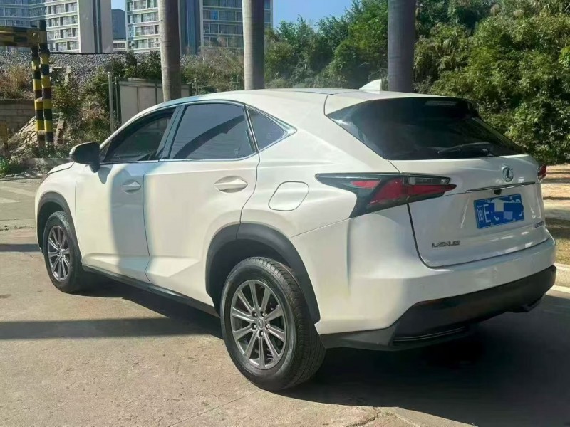 泉州16年雷克萨斯NX7