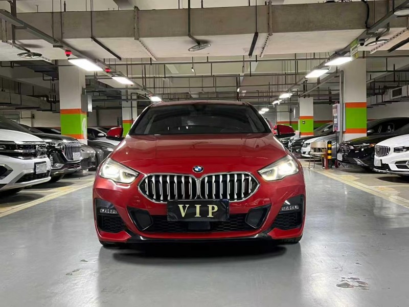 成都22年宝马2系1