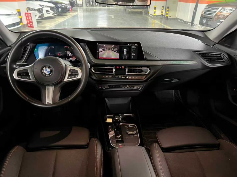 成都22年宝马2系4