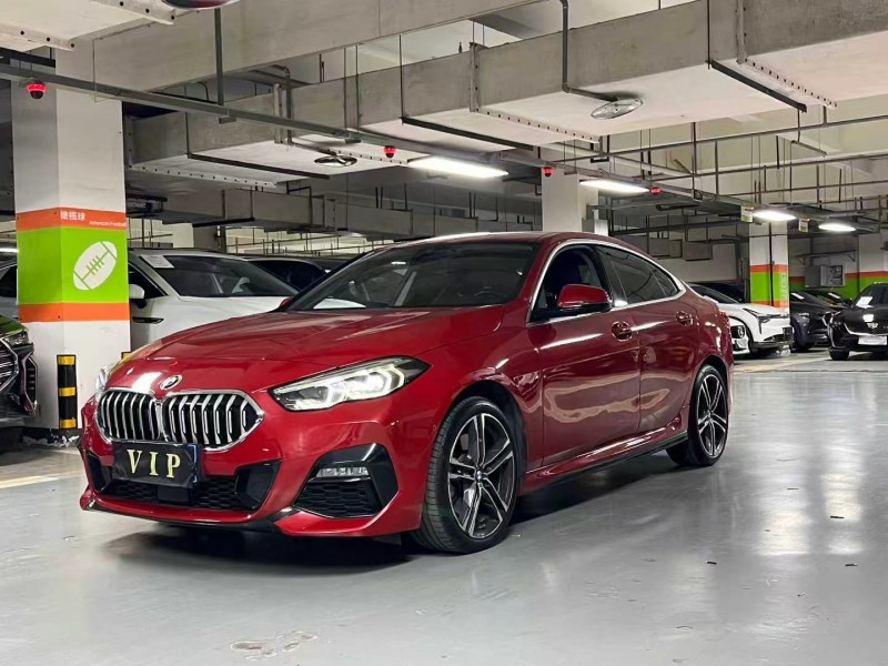 成都22年宝马2系6