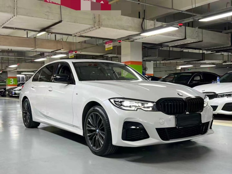 成都22年宝马3系2