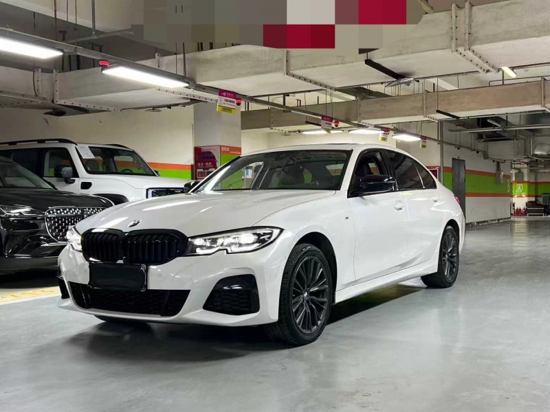 成都22年宝马3系5