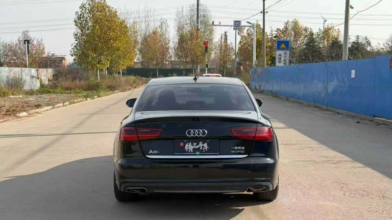 济宁16年奥迪A6L9