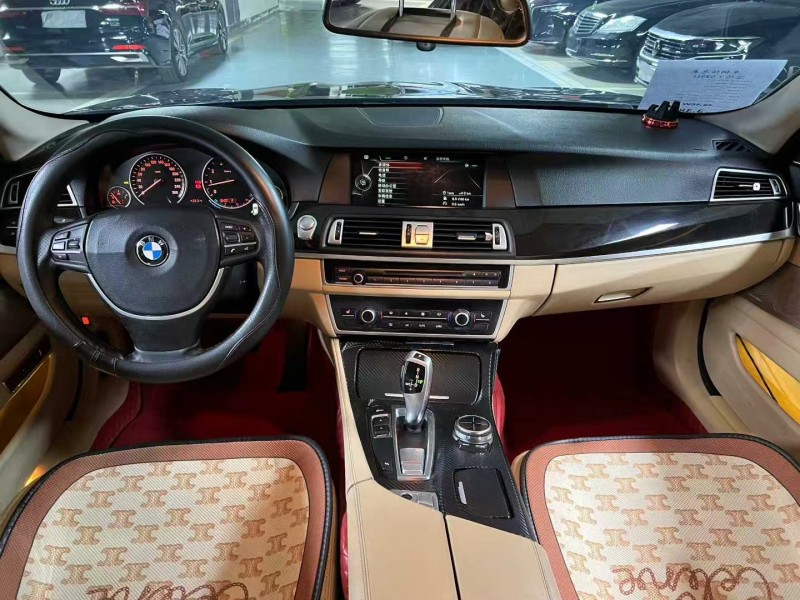 成都12年宝马5系4