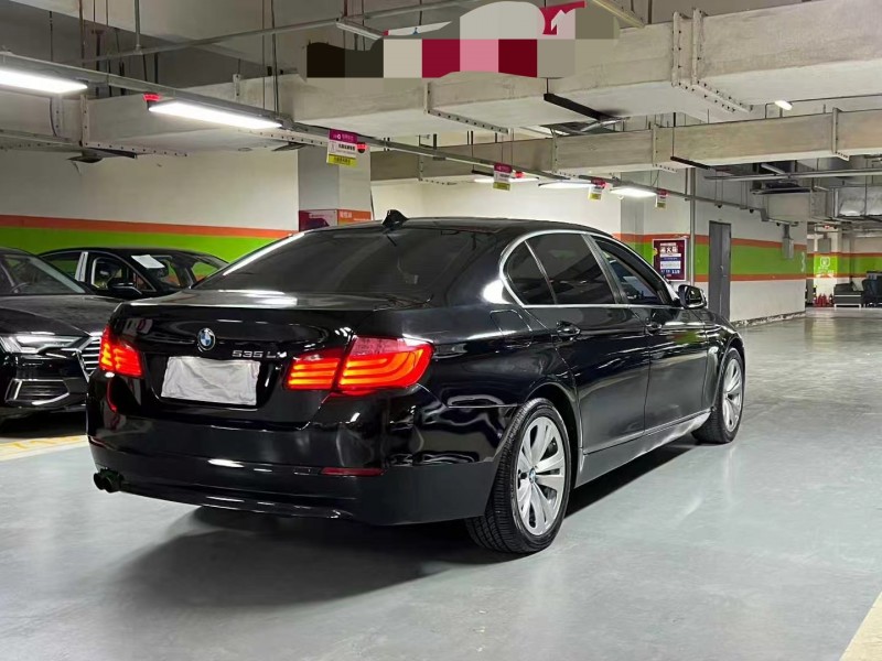 成都12年宝马5系7