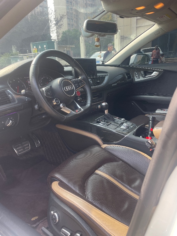 马鞍山16年奥迪A7L8