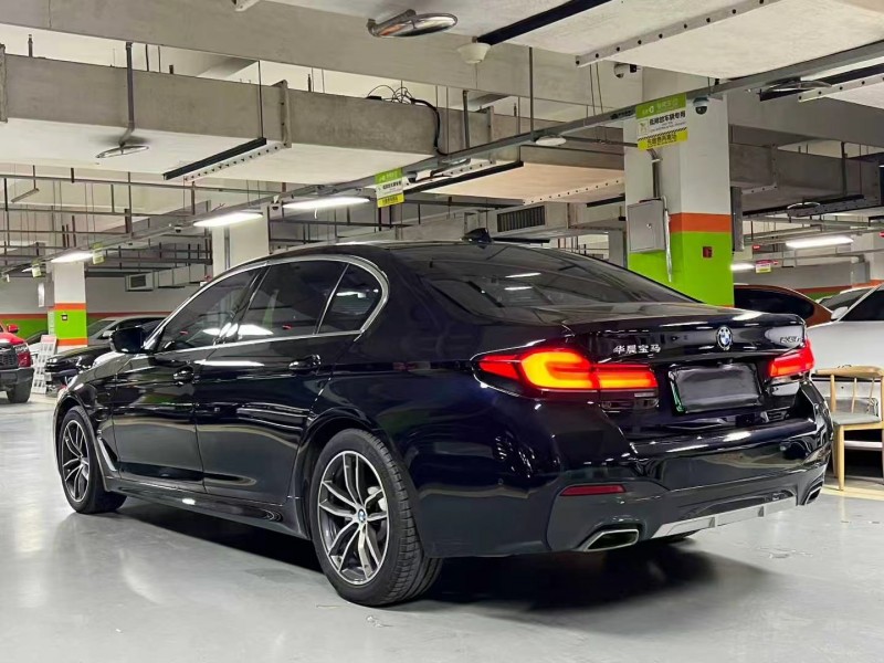 成都21年宝马5系8