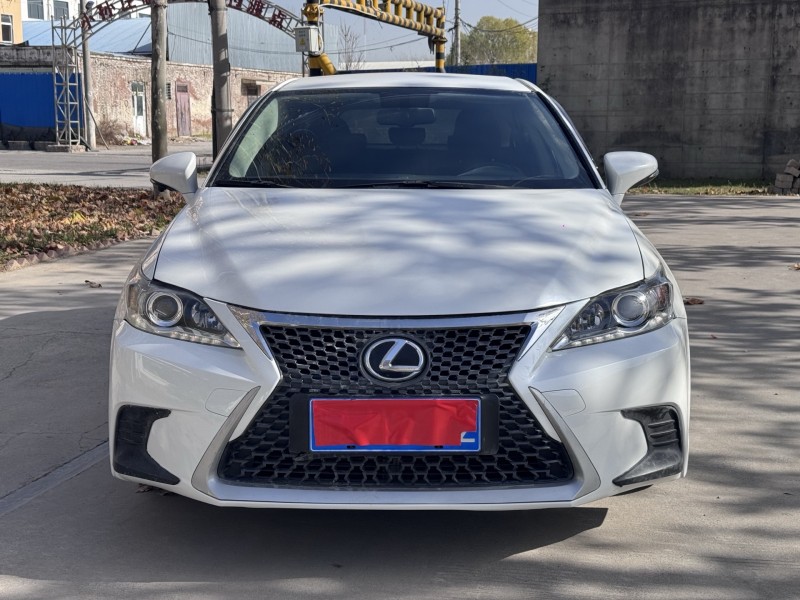 郑州18年雷克萨斯CT1