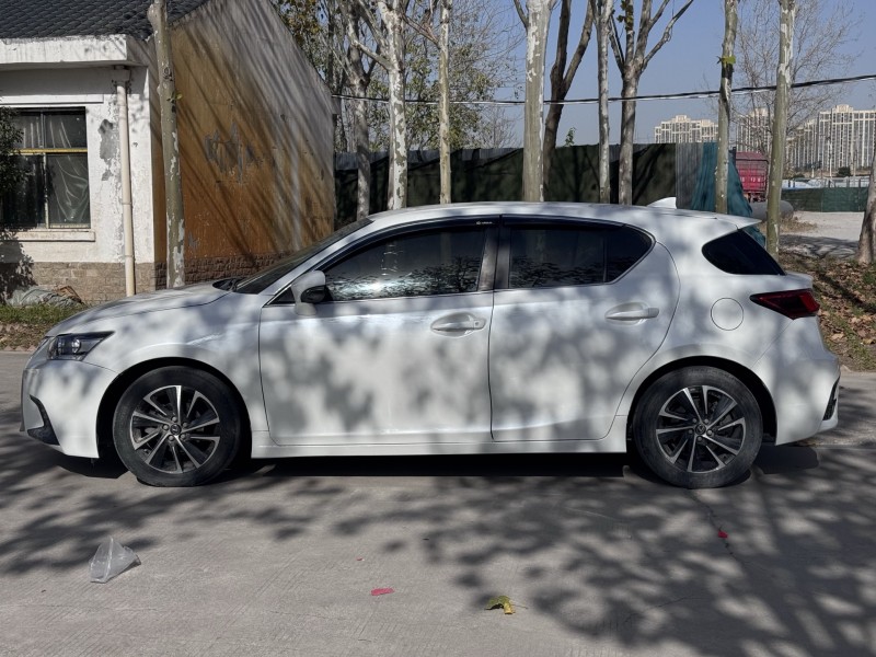 郑州18年雷克萨斯CT6