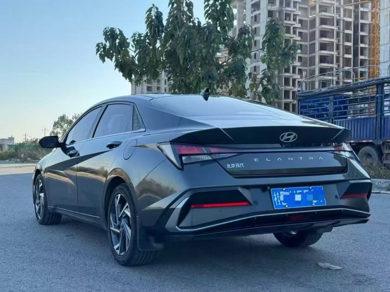 桂林24年现代伊兰特7