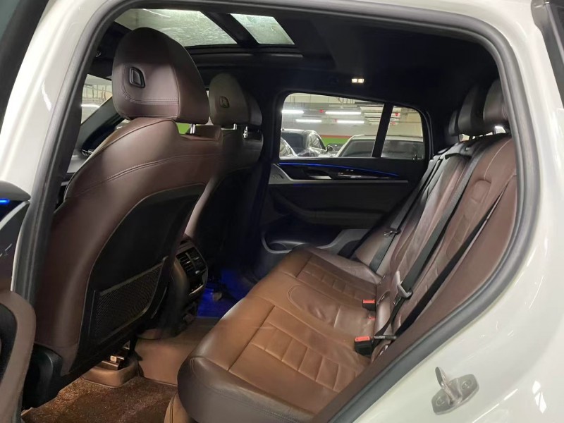 成都20年宝马X45