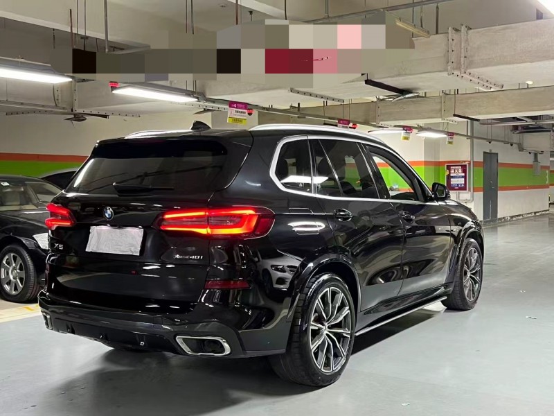 成都21年宝马X59