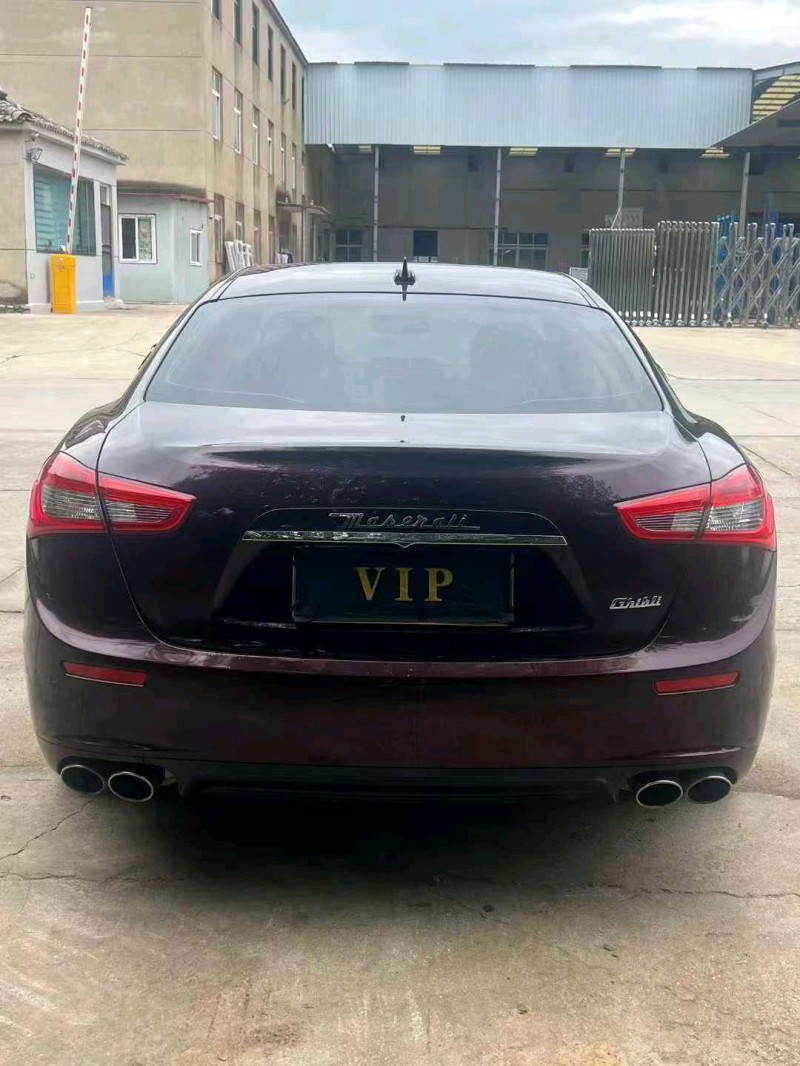 徐州15年玛莎拉蒂Ghibli4