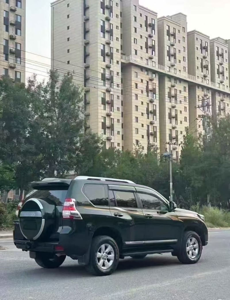 宜昌15年丰田普拉多7