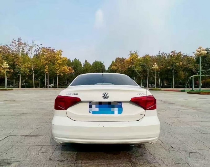 济宁17年大众捷达9