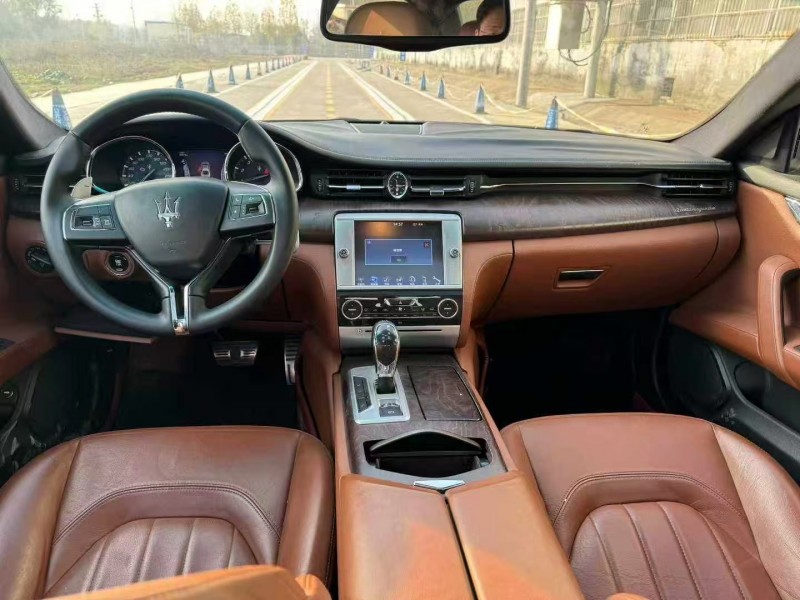 菏泽15年玛莎拉蒂总裁4