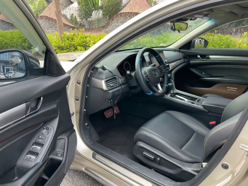 广州19年本田英诗派4