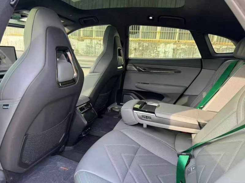 菏泽23年极氪汽车0015