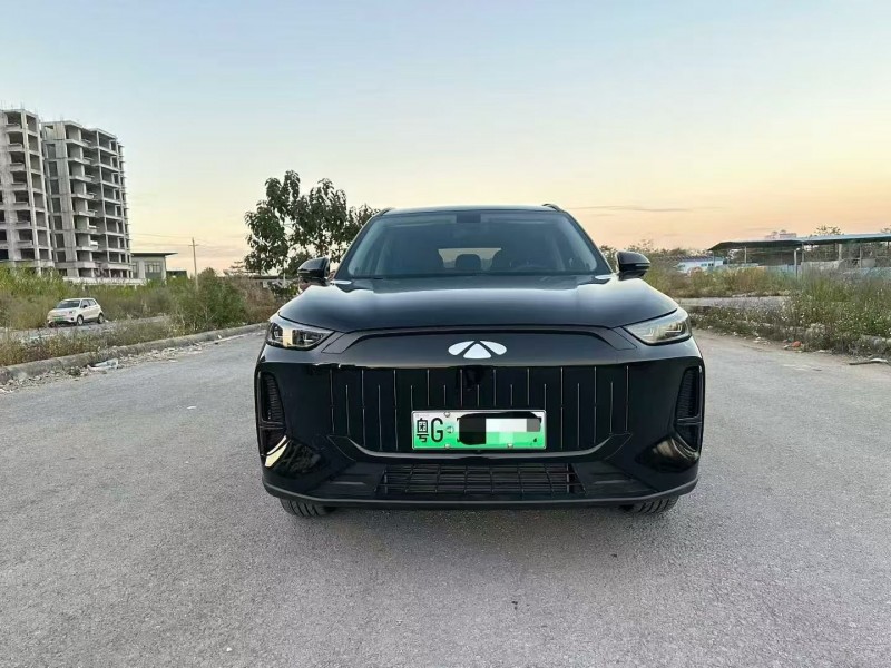 钦州25年奇瑞风云1