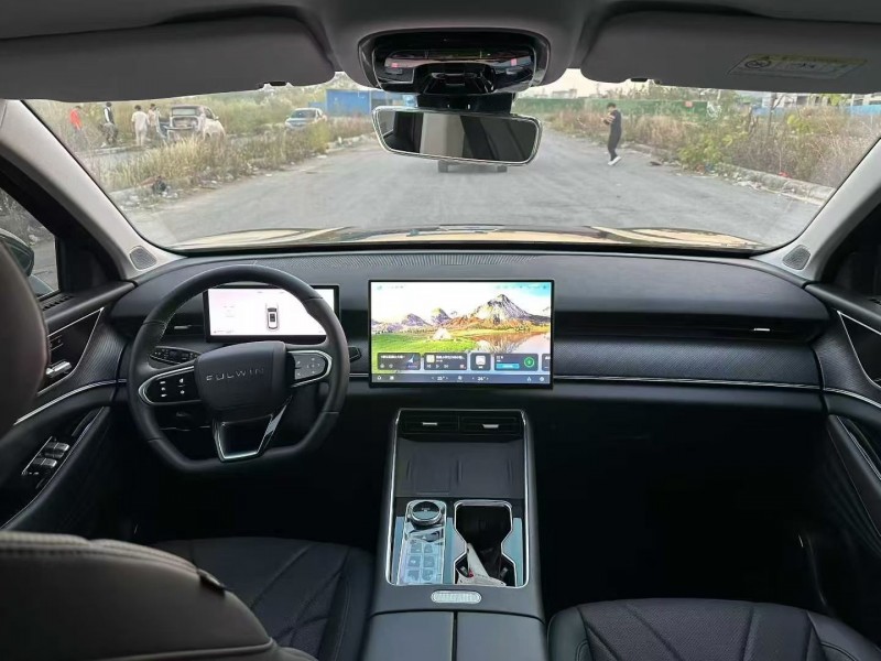 钦州25年奇瑞风云6