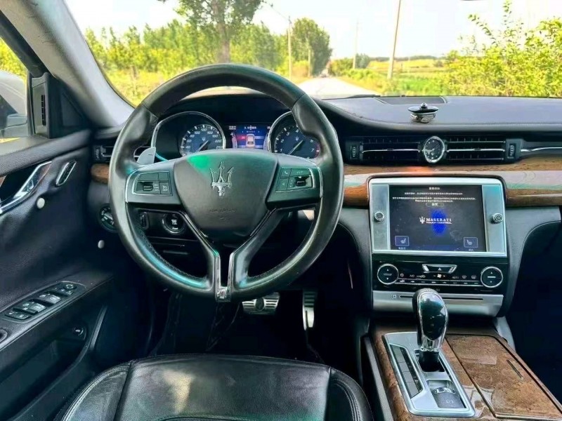 青岛14年玛莎拉蒂总裁4