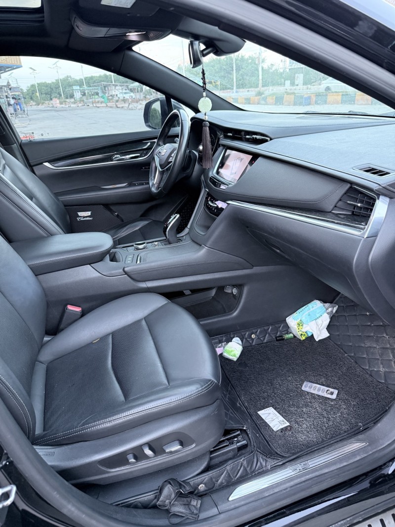 潮州20年凯迪拉克XT57