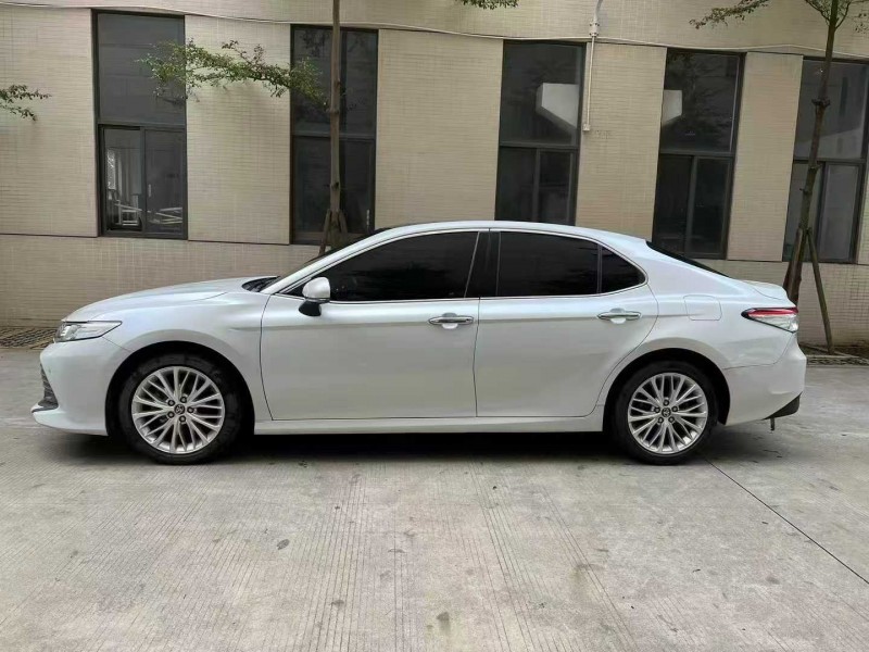 佛山18年丰田凯美瑞4