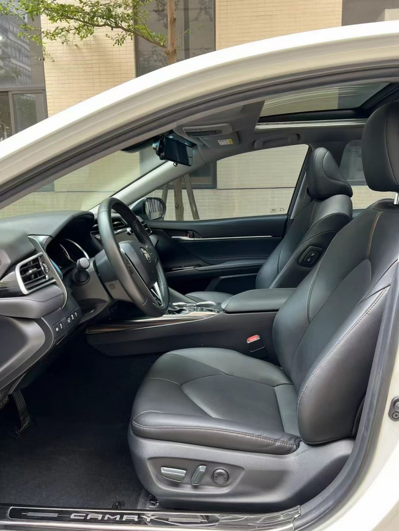 佛山18年丰田凯美瑞6