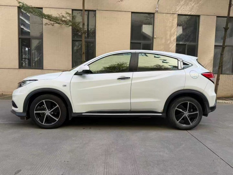 佛山21年本田缤智4