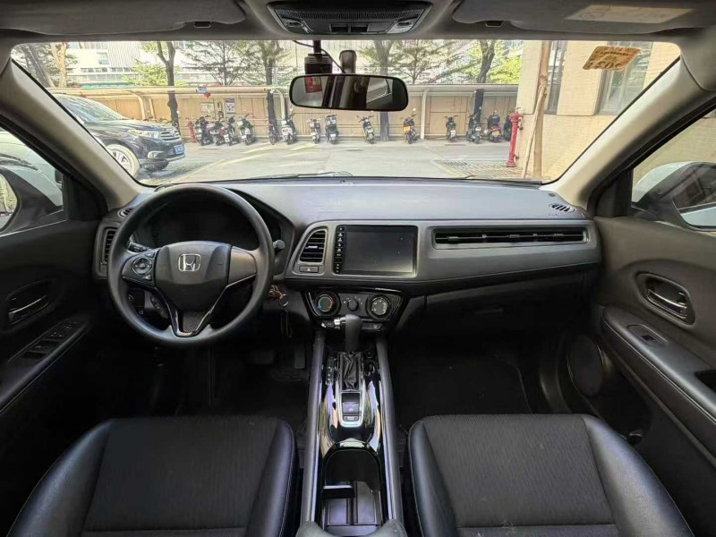 佛山21年本田缤智8