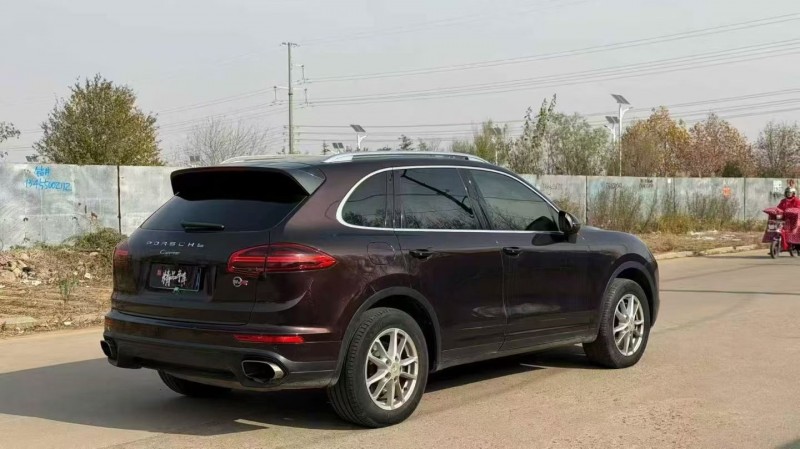 淄博15年保时捷卡宴7