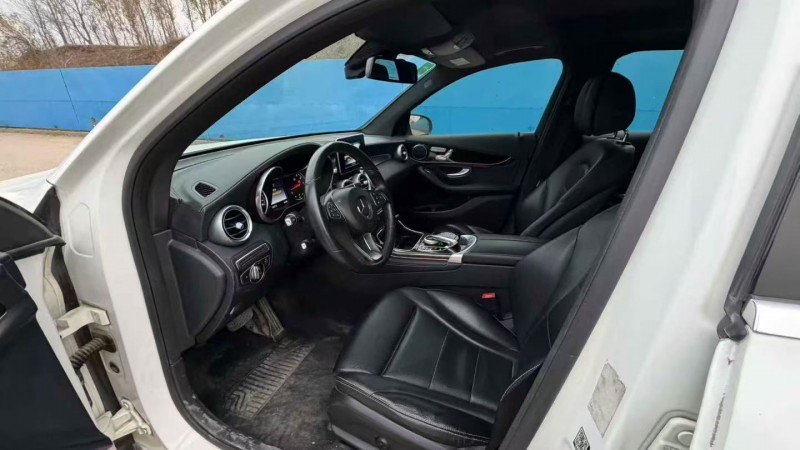 青岛16年奔驰GLC5