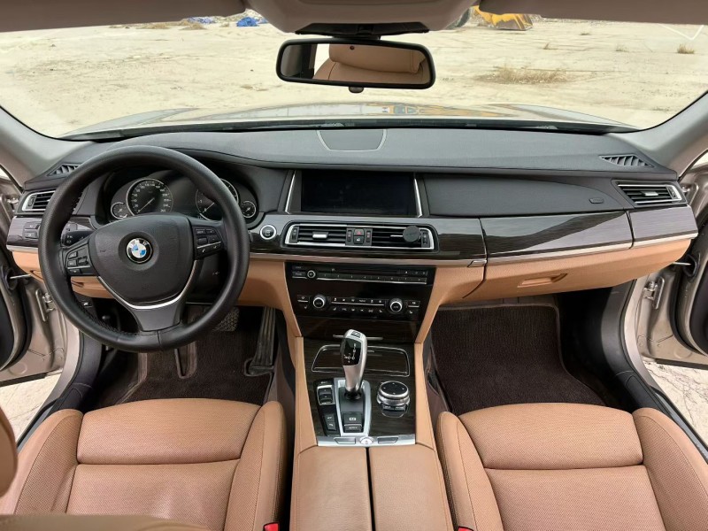 衡水15年宝马7系8