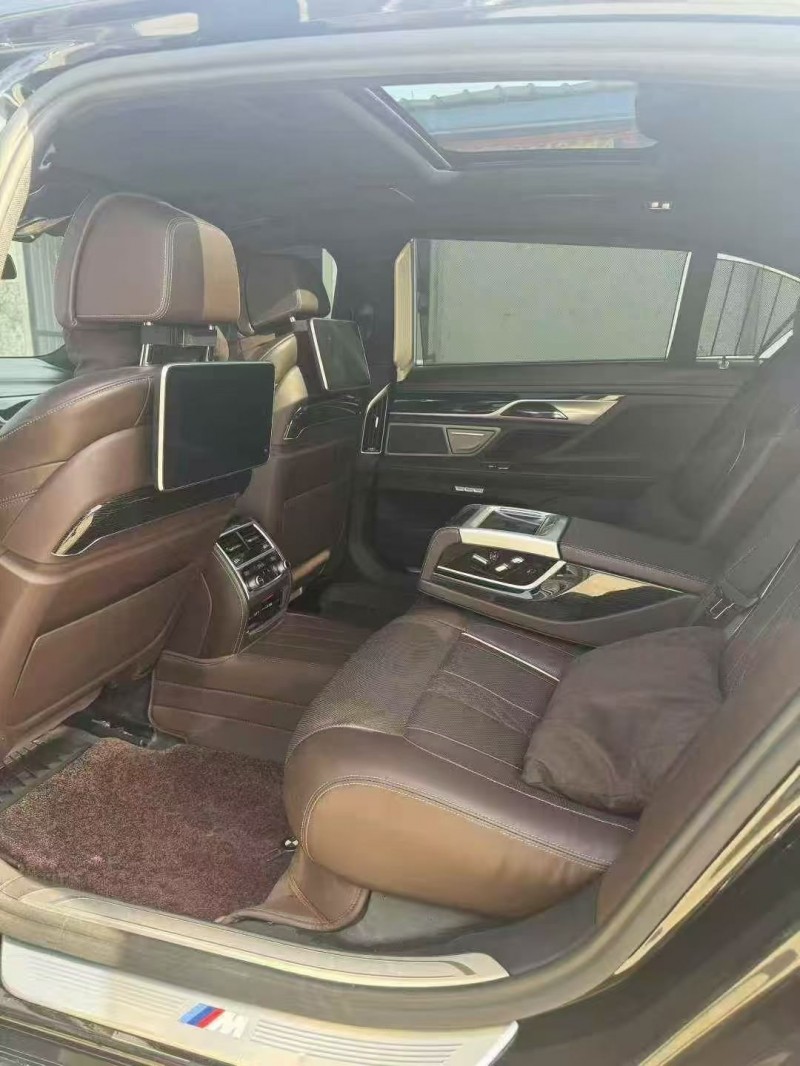 青岛17年宝马7系5