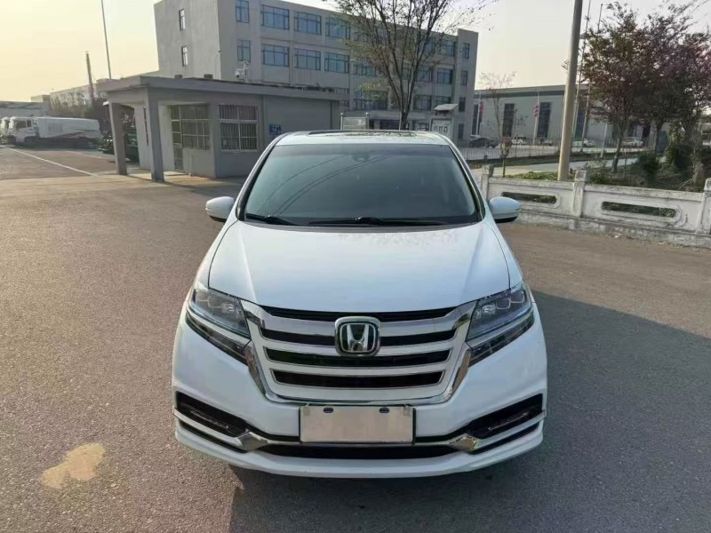 连云港21年本田艾力绅1