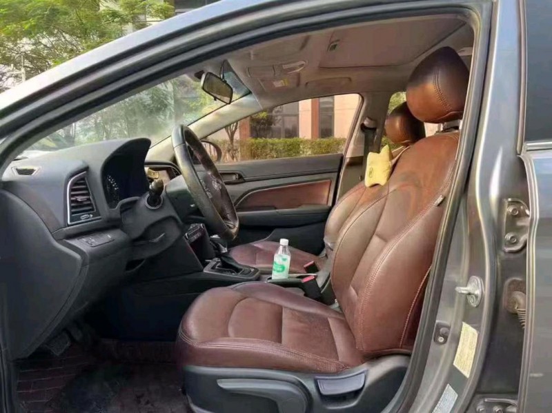 广州18年现代领动8