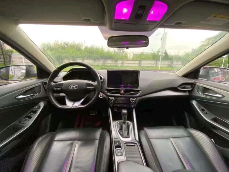 广州19年现代菲斯塔8