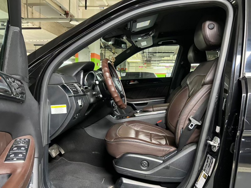 成都14年奔驰GL3