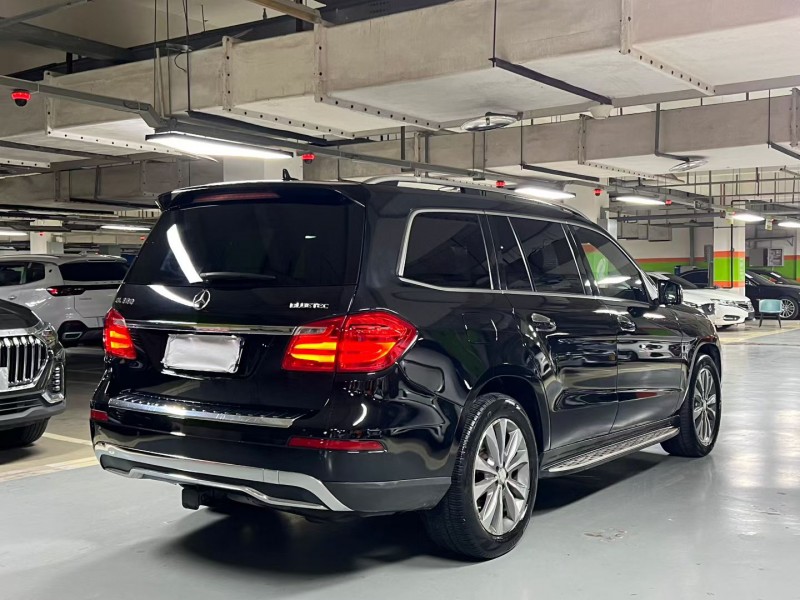 成都14年奔驰GL7