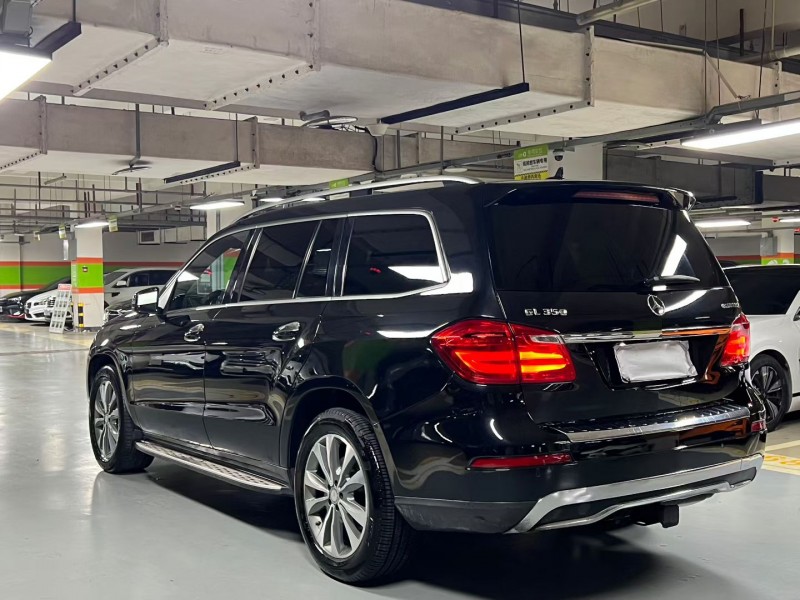 成都14年奔驰GL9