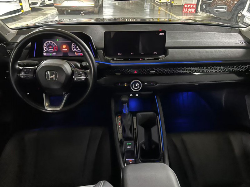 成都24年本田雅阁5