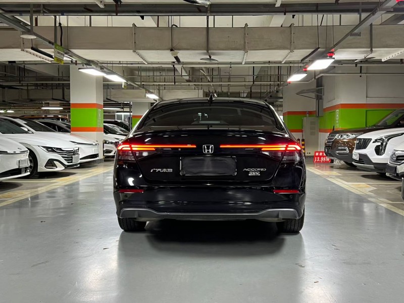 成都24年本田雅阁8