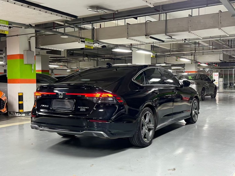 成都24年本田雅阁9