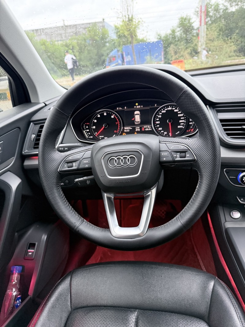 潮州19年奥迪Q56