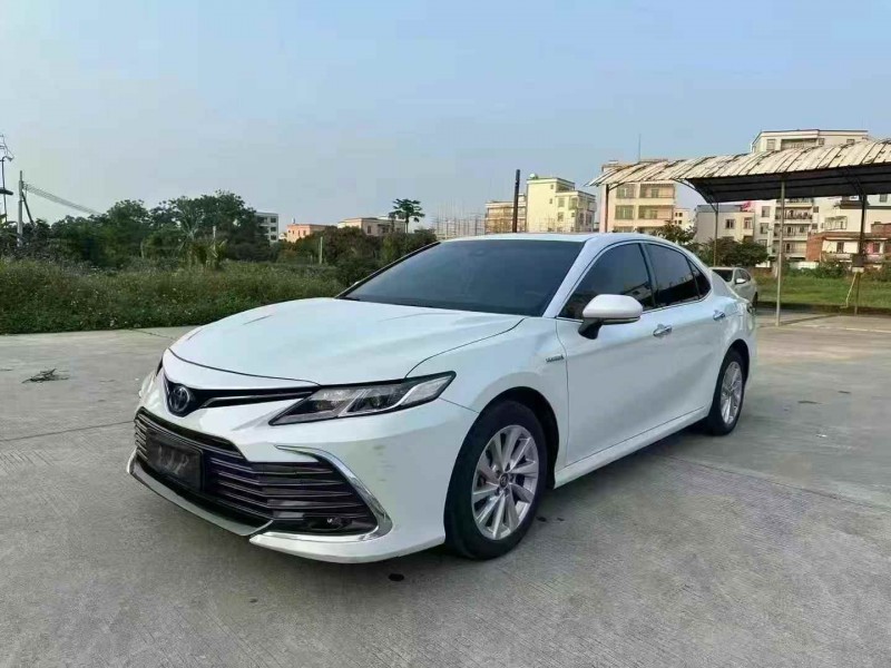 广州23年丰田凯美瑞3